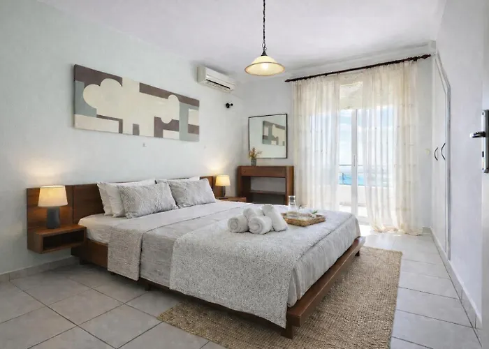 Apartment Two Floors 2-3 People Glyfada (Corfu)