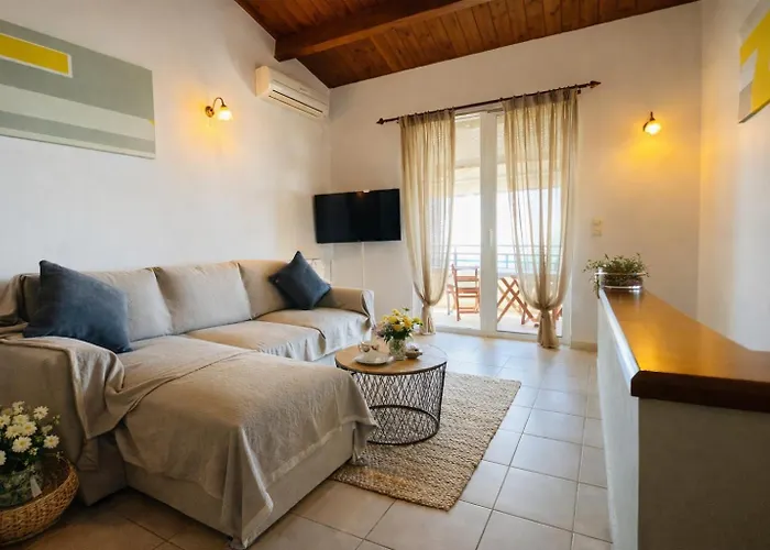 Two Floors 2-3 People Apartment Glyfada (Corfu)