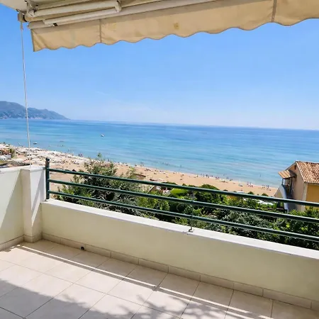 Two Floors 2-3 People Appartement *